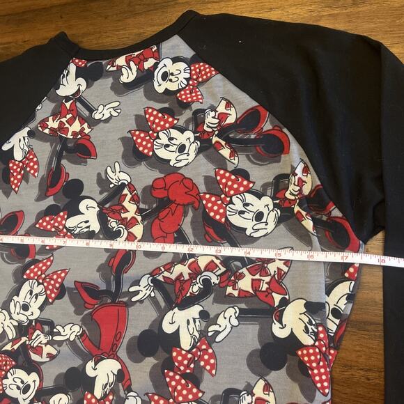 LuLaRoe Disney Womens Size XS Minnie Mouse Raglan Randy T-Shirt Black Red Artsy - Picture 6 of 8
